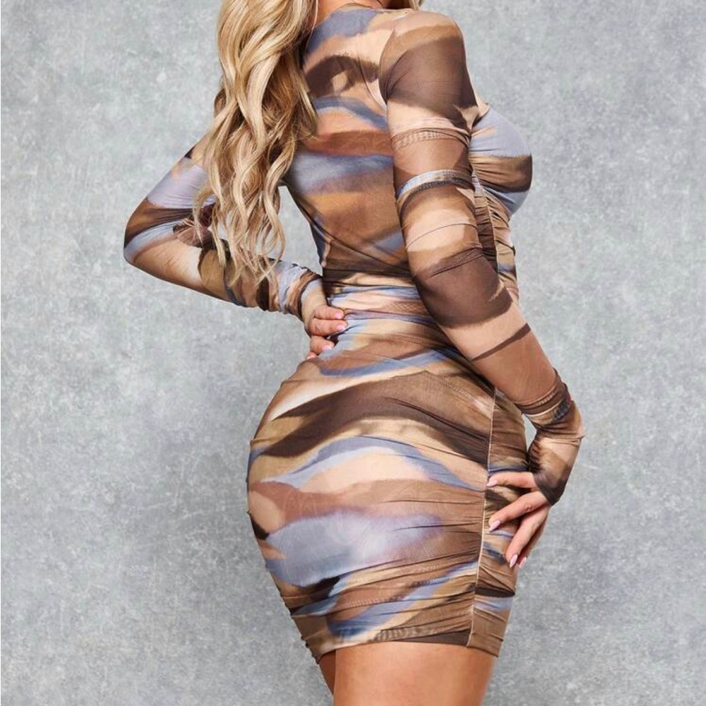 Dress - Picture 2 of 2